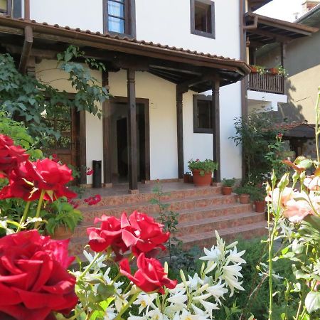 Oazis Guesthouse Łowecz Zewnętrze zdjęcie